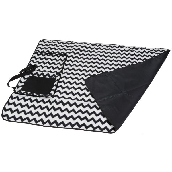 oasis-outdoor-blanket-black_white-open-600x600