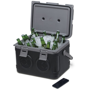On-Ice 21L Sound Box Lifestyle