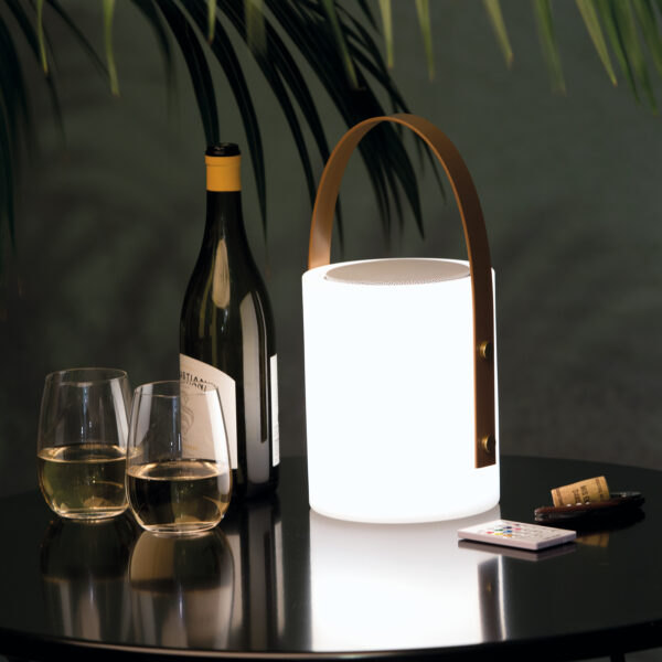 twilight-speaker-lamp-lifestyle-600x600